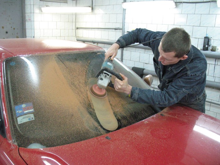 Какой пастой полировать стекла авто с разной глубиной повреждений?