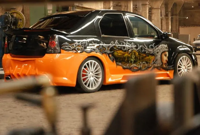 Нанесение аэрографии как способ преобразить свой Renault Logan