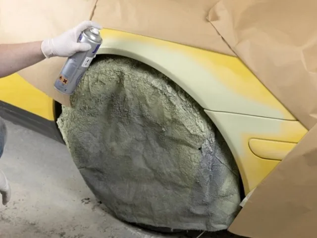 Легко ли покрасить кузов машины автоэмалью из баллончика?