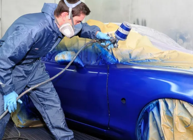Научитесь красить автомобиль в гараже без посторонней помощи