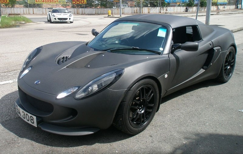 черный lotus exige